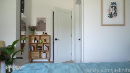 Scarlet Skies - Finding My Stepsisters Nude