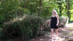 Amy Douxxx - A Satisfying Sunbath